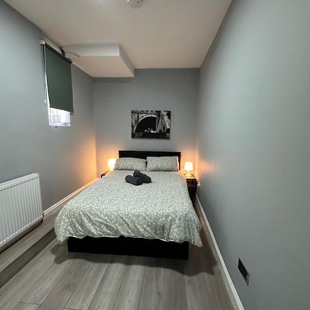 Central London - Ground Floor 2 Bedrooms Apartment Dış mekan fotoğraf